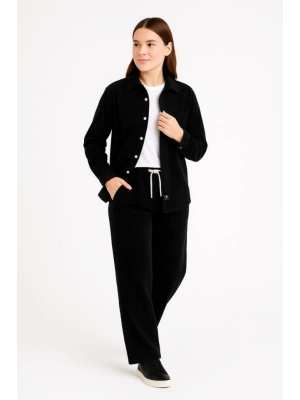 Kadife Oversize Takım – Gömlek Ve Pantolon İkili Set Füme Corduroy Şıklığı, Rahat Ve Zarif Duruş Yumuşak Dokulu Kadife Kumaş, Düğmeli Gömlek Üst Ve Lastikli Pantolon Alt Parça Ile Gün Boyu Konfor- Siyah