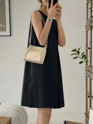 Kadın Askılı Sıfır Kol A Kesim Detaylı Ithal Krep Elbise