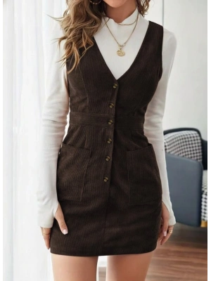 Kadın Askılı V Yakalı önden Düğmeli Mini Kalın Fitilli Kadife Elbise