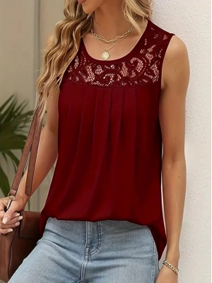 Kadın Askılı Yuvarlak Yaka Dantel Detaylı Viskon Bluz