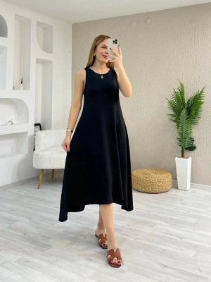 Kadın Askılı Yuvarlak Yakalı Asimetrik Kesim Detaylı Viskon Elbise