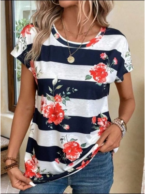 Kadın Çiçek Desenli Yatay Şeritli Bisiklet Yaka Tişört