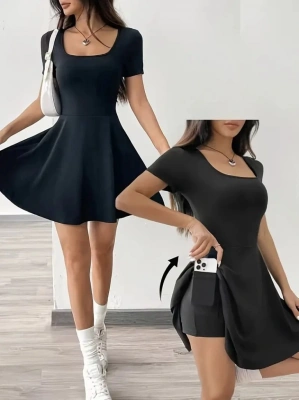 Kadın Kısa Kollu Kare Yaka Short Detaylı Cepli Dalgıç Elbise