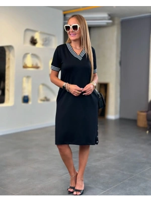 Kadın Kısa Kollu V Yakalı Yanlardan Yırtmaç Ve Düğmeli Viskon Iki Iplik Elbise