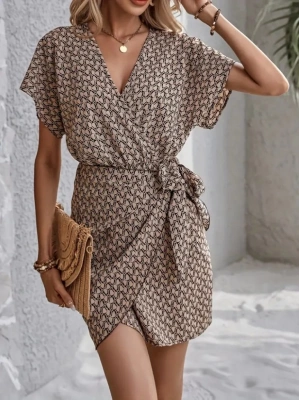 Kadın Kısa Yarasa Kollu önden Kruvaze Yaka Detaylı önden Bağlamalı Desenli Süprem Elbise