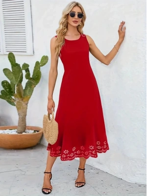 Kadın Kolsuz Etek Ucu Lazer Kesim çiçek Desenli Midi Boy Ithal Krep Elbise