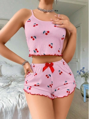 Kadın Pembe Kiraz Desenli Askılı Şortlu Pijama Takım 5044