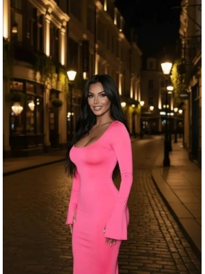 Kadın Uzun Kollu Kare Yaka Volanlı Manşet Detay Maxi Boy Elbise