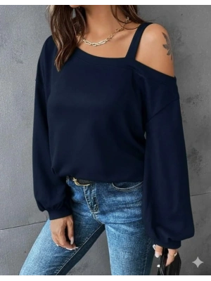 Kadın Uzun Kollu Tek Omuz Askı Detay Salaş Viskon Iki Iplik Bluz