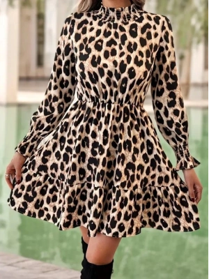 Kadın Uzun Kollu Yarı Balıkçı Yaka Leopar Desenli Modal Mini Elbise