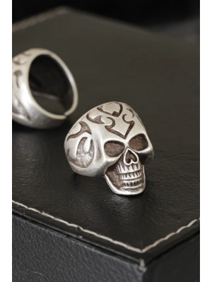 Kuru Kafa Tasarımlı Eskitme Gümüş Desenli Ayarlamalı Model Erkek Yüzük