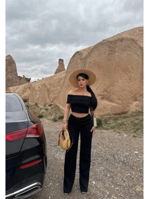 Madonna yaka bol paça pantolonlu takım