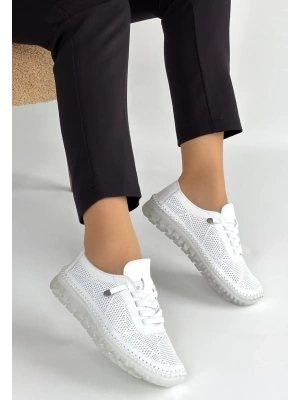 Merja Beyaz Deri Bağcıklı Spor Ayakkabı