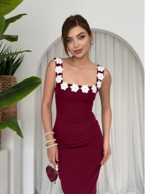 Mıng Çiçek Detaylı Elbise