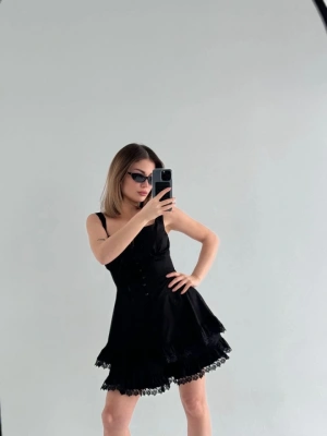 Mini Askılı Elbise - Siyah