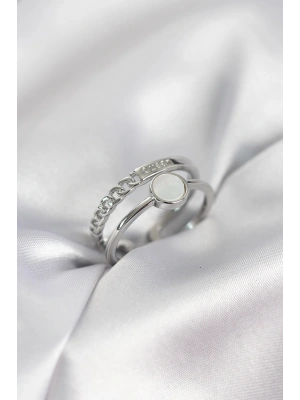 Minimal Queen Yazılı Gümüş Renk Pirinç Kadın Yüzük