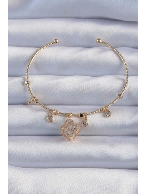 Pirinç Altın Renk Zirkon Taşlı Yonca Model Charm Bileklik