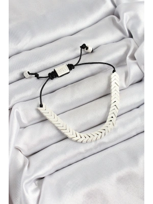 Pirinç Asansörlü Beyaz Juju Kadın Bileklik