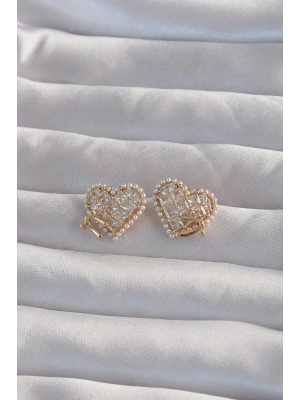 Pirinç Gold Renk Fiyonk Detay İncili Zirkon Taşlı Kalp Küpe