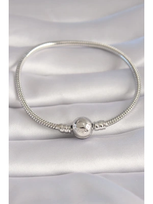 Pirinç Gümüş Renk İşleme Detay Charm Model Kadın Bileklik