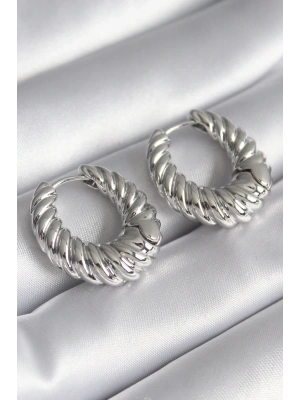 Pirinç Gümüş Renk Halka Sarmal Model Kadın Küpe