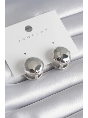 Pirinç Gümüş Renk İşleme Detay Top Model Kadın Küpe