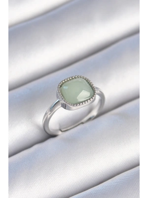 Pirinç Gümüş Renk Yeşil Kare Mineli Kadın Yüzük