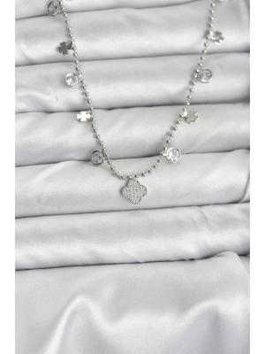 Pirinç Gümüş Renk Yonca Model Kadın Kolye