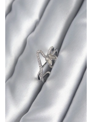 Pirinç Gümüş Renk Zirkon Taş Detay Kelebek Model Kadın Yüzük