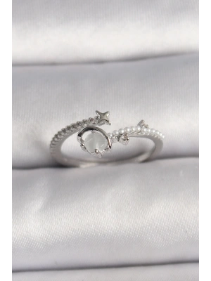 Pirinç Gümüş Renk Zirkon Taşlı Beyaz Mineli Yıldız Detay Ayarlanabilir Kadın Yüzük