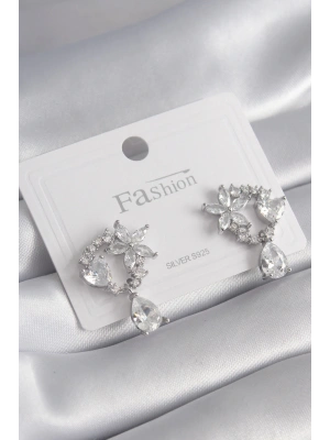 Pirinç Gümüş Renk Zirkon Taşlı Çiçek Model Sallantı Detay Kadın Küpe