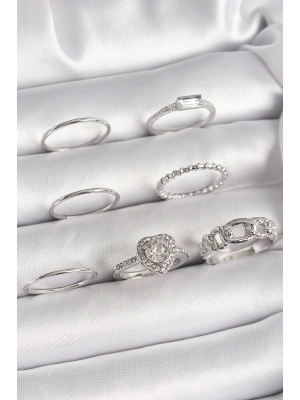 Pirinç Gümüş Renk Zirkon Taşlı Kalp Model Kadın Yüzük Kombini