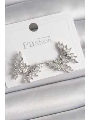 Pirinç Gümüş Renk Zirkon Taşlı Kelebek Model Kadın Küpe