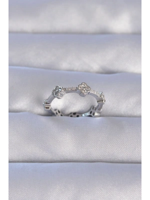 Pirinç Gümüş Renk Zirkon Taşlı Yonca Model Ayarlanabilir Yüzük