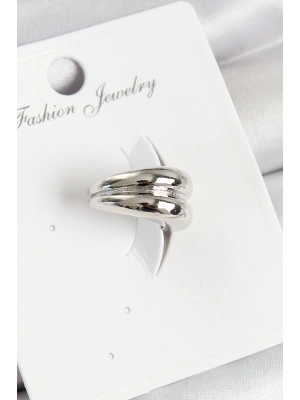 Pirinç Halka Model Gümüş Renk Sağ Kıkırdak Küpe