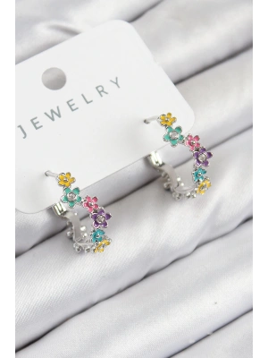 Pirinç Renkli Papatya Model Gümüş Renk Kadın Küpe