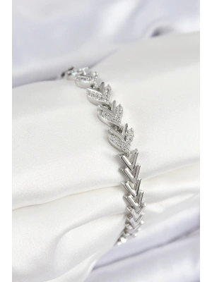 Pirinç Zirkon Taşlı Sıralı Ok Model Gümüş Renk Kadın Bileklik