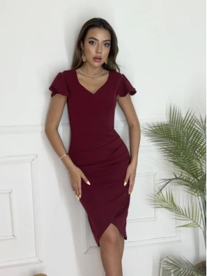 QKadın Kısa Kollu Kalp Yaka Yanlardan Büzgü Detay Midi Janjan Krep Elbise