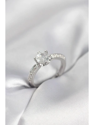 Tek Taş Model Zirkon Taşlı Gümüş Renk Kadın Yüzük