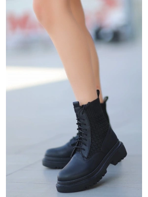 Utag Siyah Cilt Bağcıklı Bot