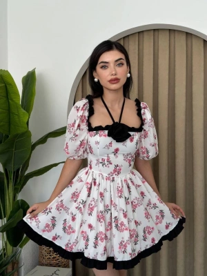 Wismar Gül Detay Elbise