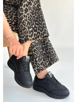 Yejja Siyah Cilt Bağcıklı Spor Ayakkabı