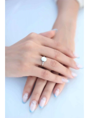 Yuvarlak Plaka Gümüş Renk Kadın Yüzük