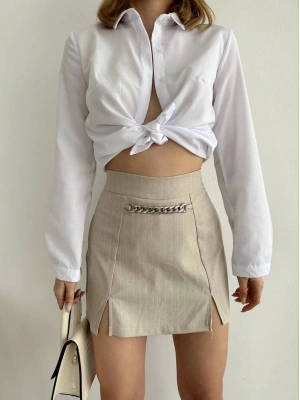 Zincir detaylı çizgili şort etek