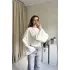 Beyaz Belden Oturtmalı Yarasa Kol Bluz