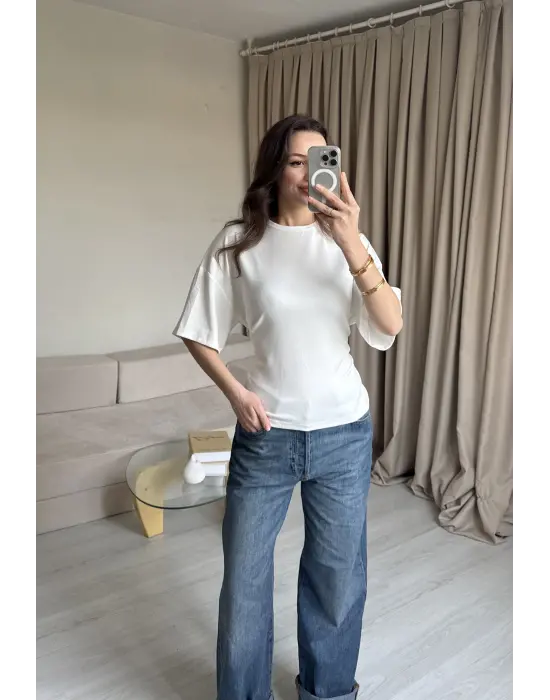 Beyaz Bağlamalı Tshirt