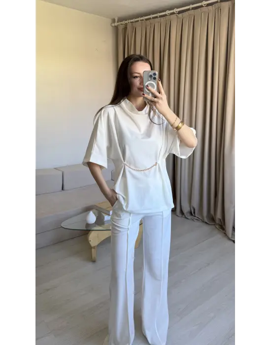 Beyaz Zincir Detay Pantolon Takım
