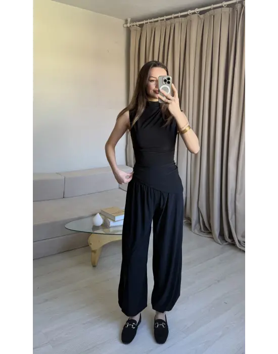 Siyah Asimetrik Kesim Şalvar Pantolon Takım