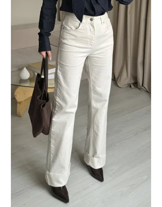 Kırık Beyaz Zr Model Jean