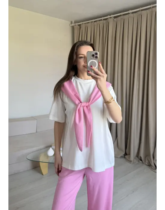 Pembe Fularlı Eşofman Takım